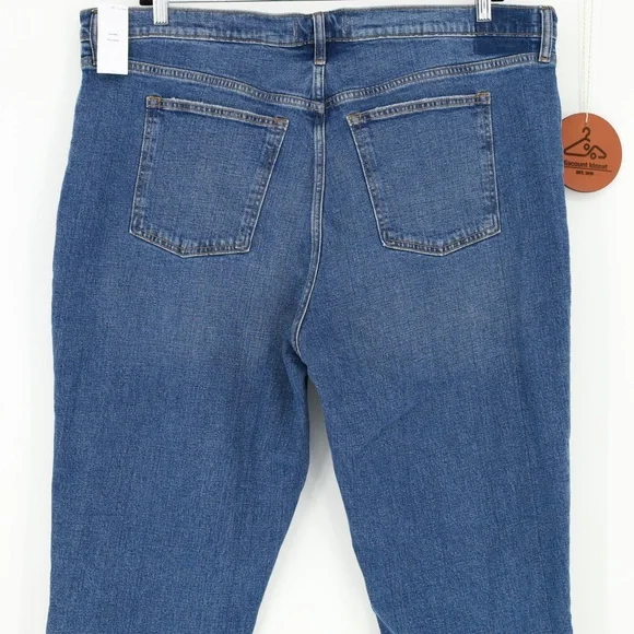 ABERCROMBIE & FITCH High Rise‎ Mom Jeans - Picture 6 of 8